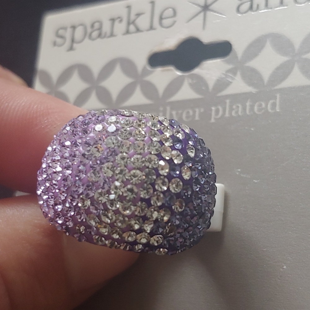 Women's Size 7 Purple Cocktail Ring w/ Crystals